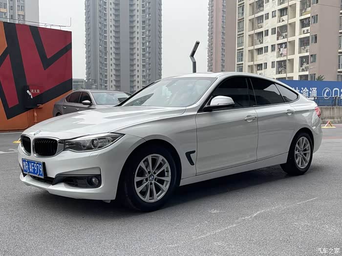 宝马3系gt2014款320i领先型1388