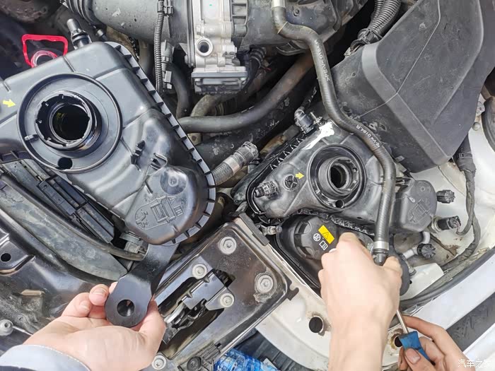 b48发动机11万公里更换副水壶