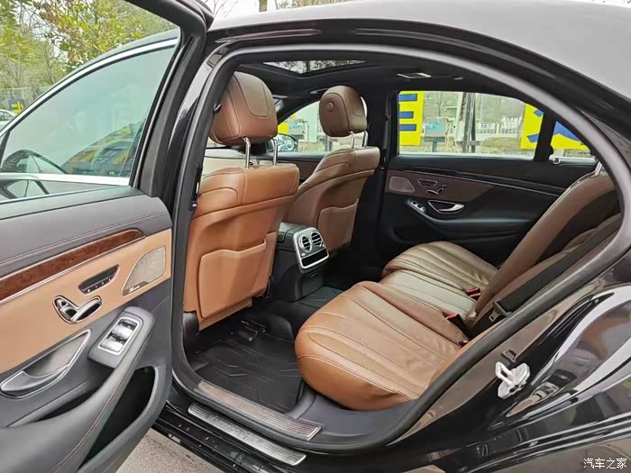 18 款【奔驰 s320l】 一手户 0 出险 查博士