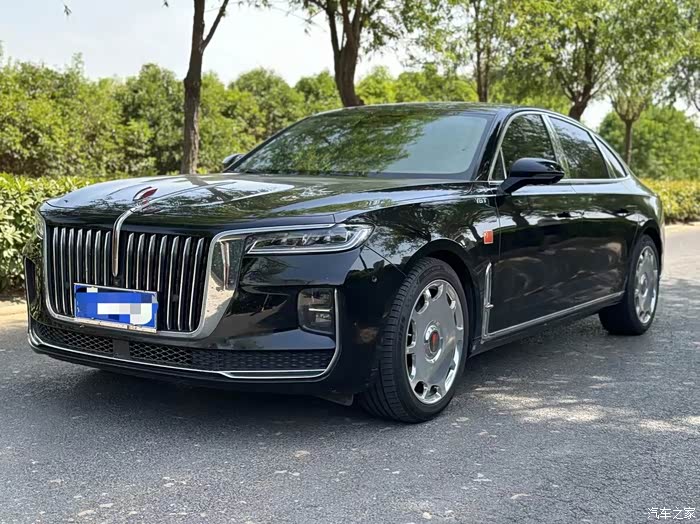 58万 新到21年红旗h9 2.0t顶配 指导价3