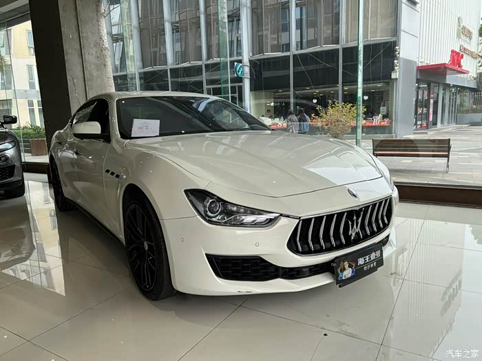 【图】18年白外红内总裁,七万多公里只要三十多_玛莎拉蒂论坛_汽车之