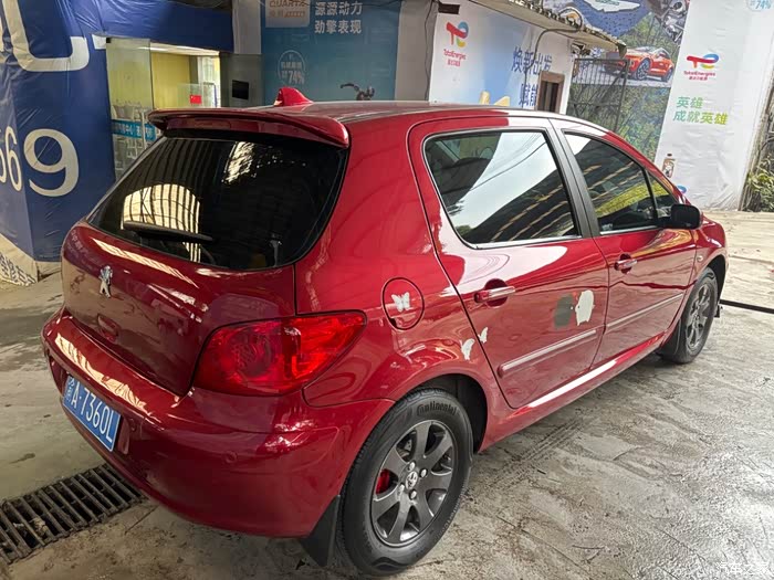 【图】两厢小狮子洗个车,打个手工蜡,更靓!_标致307论坛_汽车之家论坛