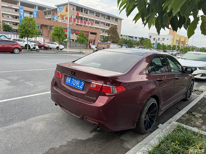 转让13年思铂睿运动版,配置到顶应有尽有,翻毛皮座椅,副驾驶