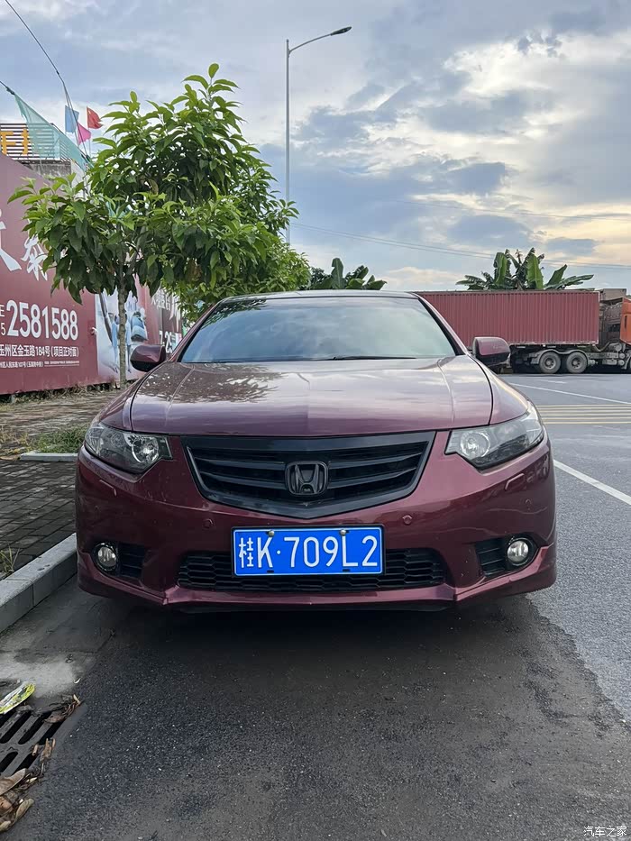 转让13年思铂睿运动版,配置到顶应有尽有,翻毛皮座椅,副驾驶