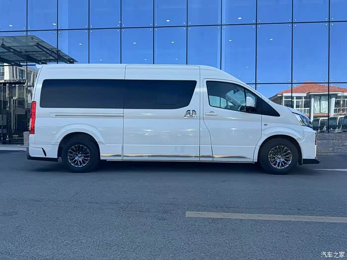 丰田海狮六座单人床现车