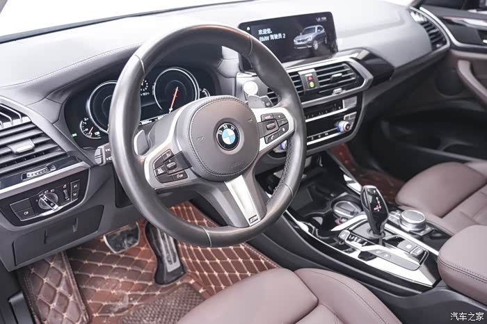 宝马x32019款xdrive28im运动套装19年