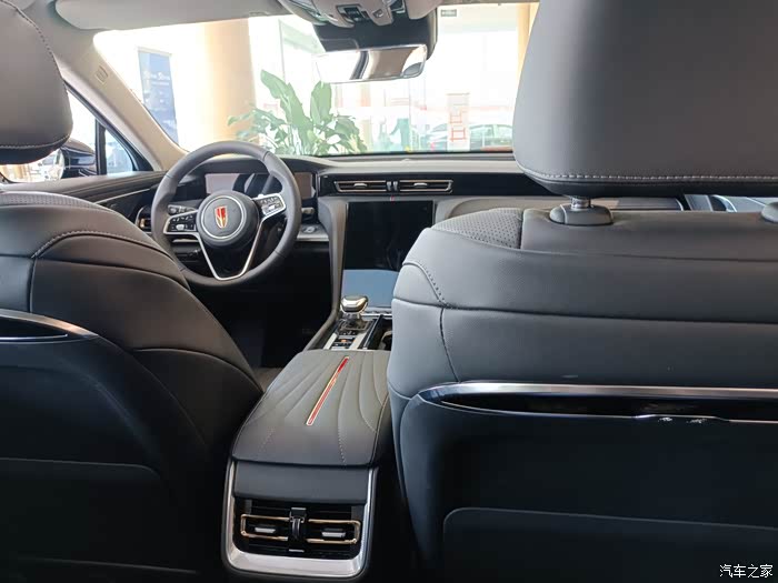 真值真省中国车体验全新红旗h5