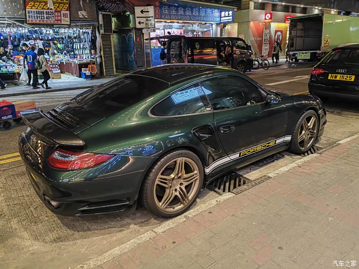 香港街头随手拍车拍到了改装吉姆尼和其他改装车