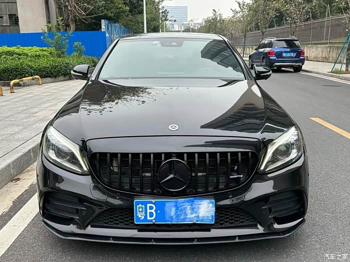 20年4月进口奔驰amgc4330t前置四驱