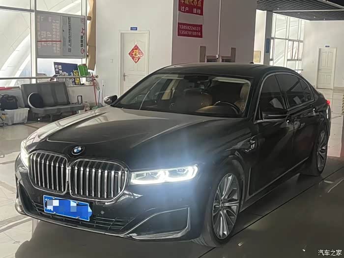 新款19年上牌宝马740车况好配置高内饰新30多个值得购