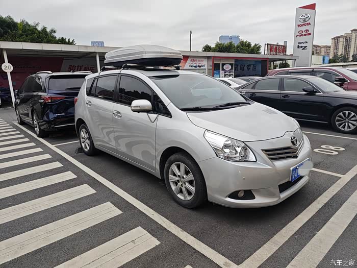 出个人二手车丰田逸致2012年上牌豪华多功能七座