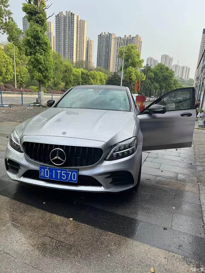 奔驰c26021年奔驰c260星耀珍藏版五星轮毂柏林