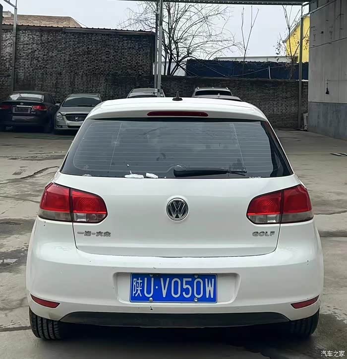 14年1月出生高尔夫16l自动12万公里