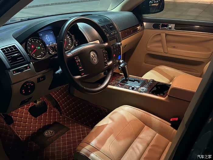 出15代经典途锐途行天下锐不可当2009年大众途锐