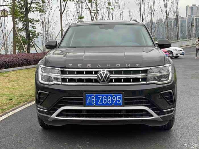 大众 途昂 2022款 330tsi 两驱尊崇豪华版 5万公