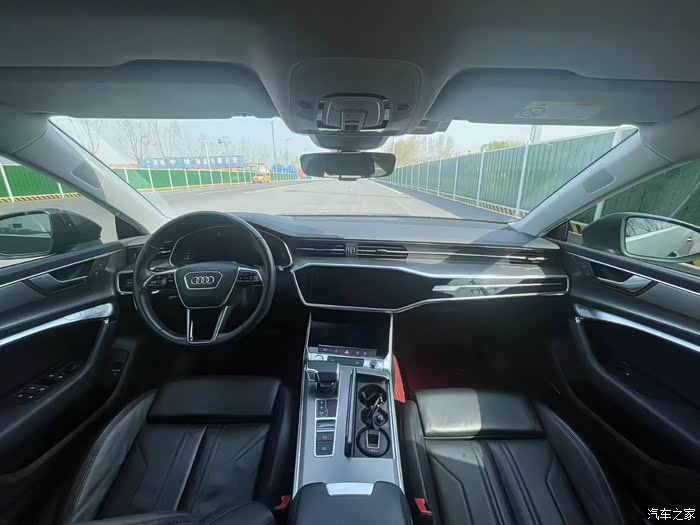 20年20款奥迪a7私家一手实表56万公里液晶仪表多
