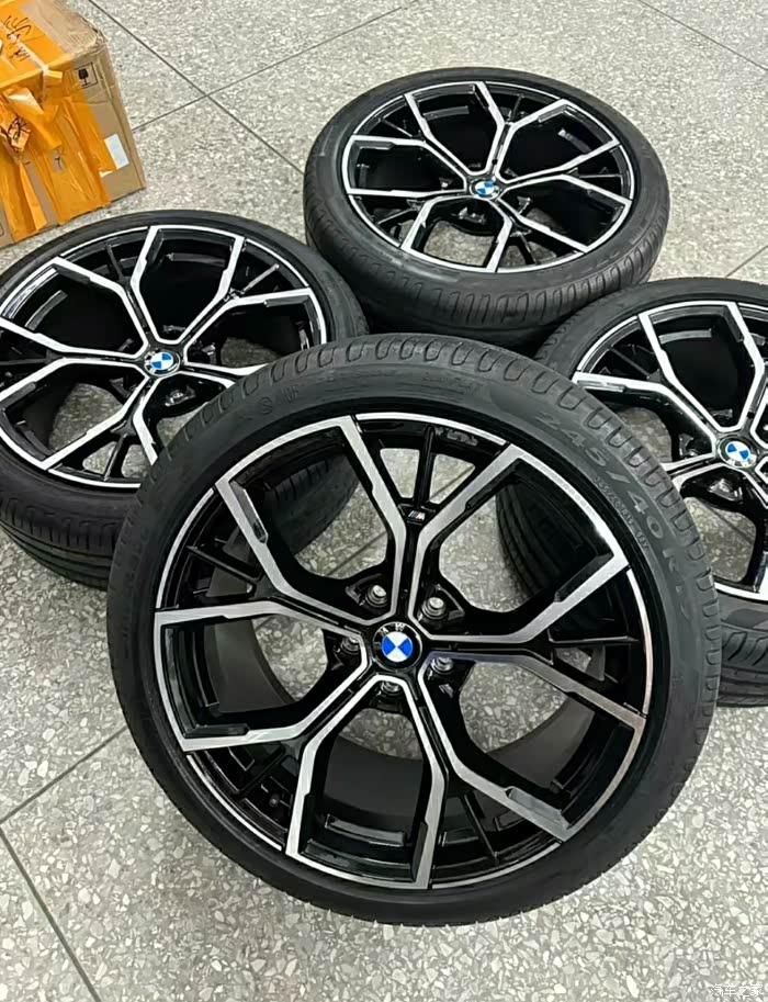 19寸宝马5系530花瓣轮毂原厂拆车带轮胎一套