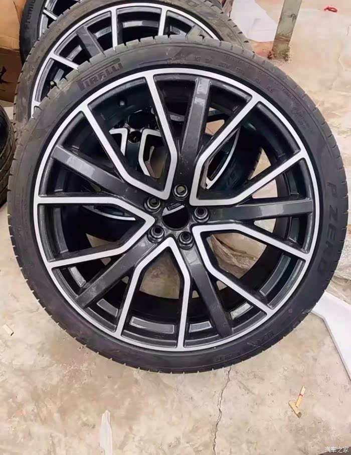 奥迪a7s721寸原厂轮胎轮毂一套