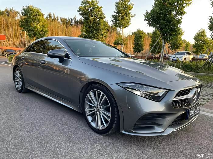 2020年奔驰cls动感300全车原版原漆带车衣8万公里