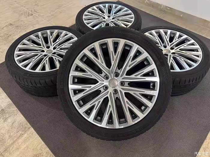 20寸奥迪a8树杈轮毂带胎原厂精品一套体验感拉满