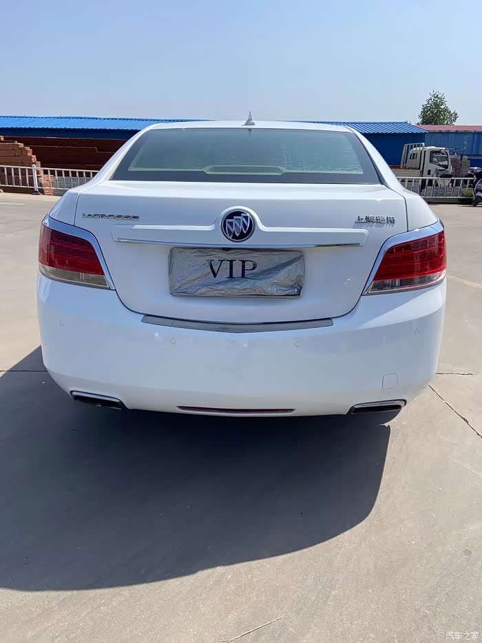 新到12年君越,满配,座椅通风加热,哈迈卡顿音响,极品车况