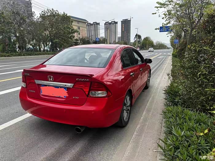 10年本田思域 1.8自动波底盘 红外黑内 多功能方向盘换档