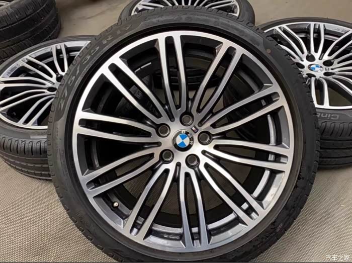 19寸宝马5系轮毂轮胎一套喜欢的看过来