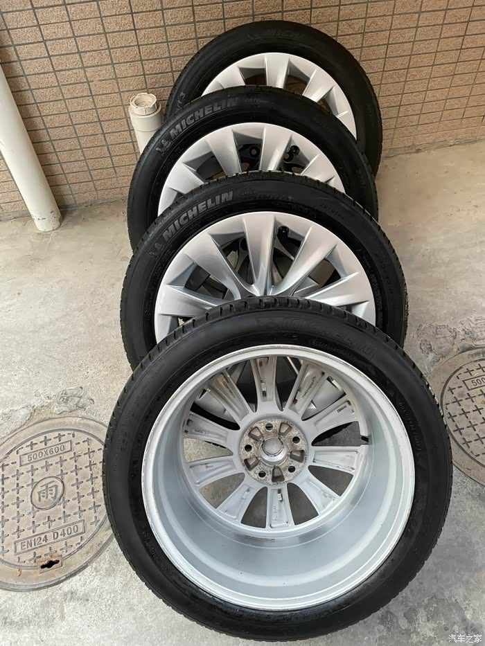 出modelx原厂20寸轮毂轮胎想要换新胎的车主可以看过来