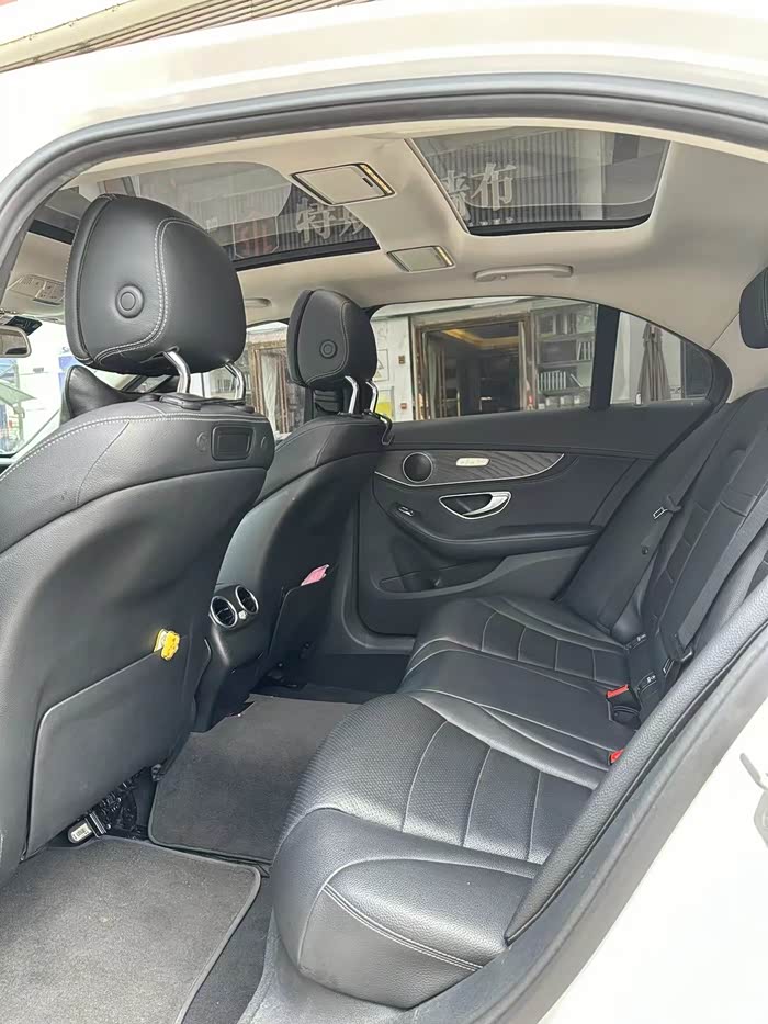 出16年奔驰c200l大标运动