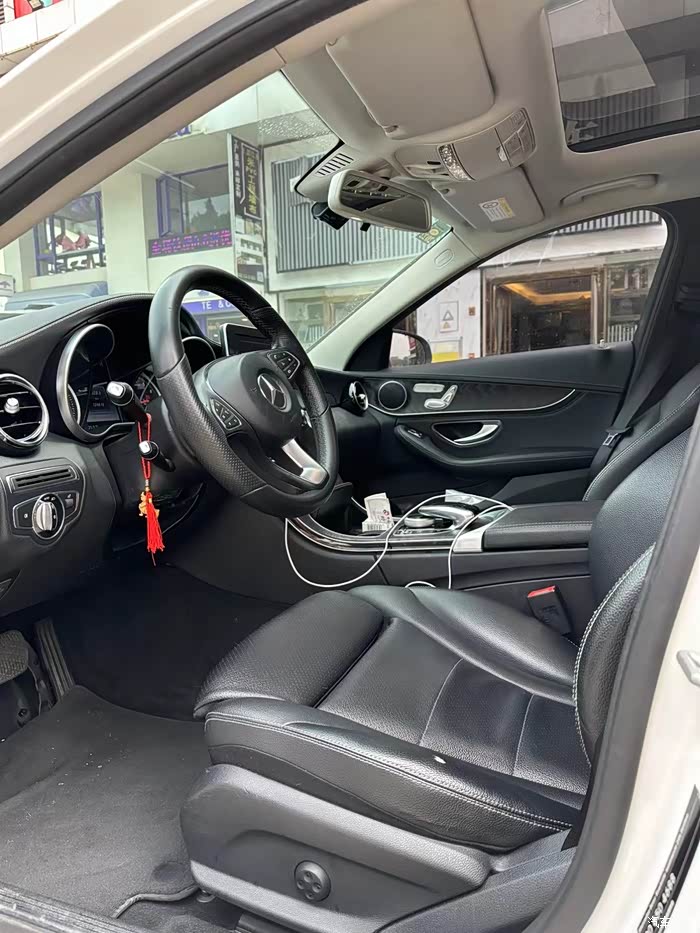 出16年奔驰c200l大标运动