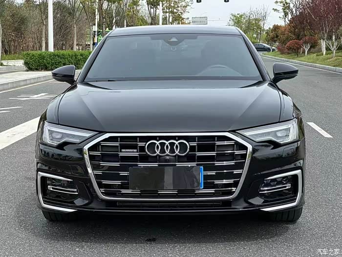 23款23年奥迪a6l45四驱裸车4799万那款