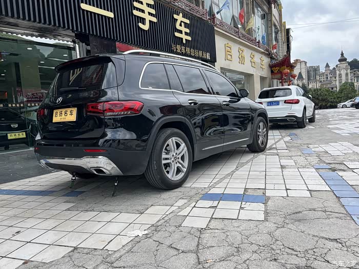 【图】,2022款奔驰glb220动感型,原版原漆带车衣,加装了电_奔驰glc