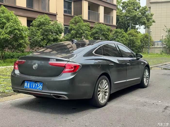 17年别克君越28t豪华版 车况原版 无事故 配置极高 bo