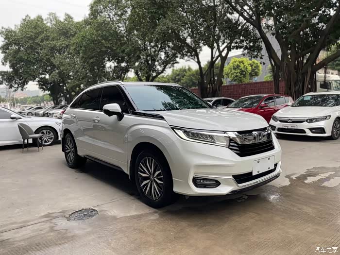 2019年4月本田冠道配置20t四驱尊享版370高功率