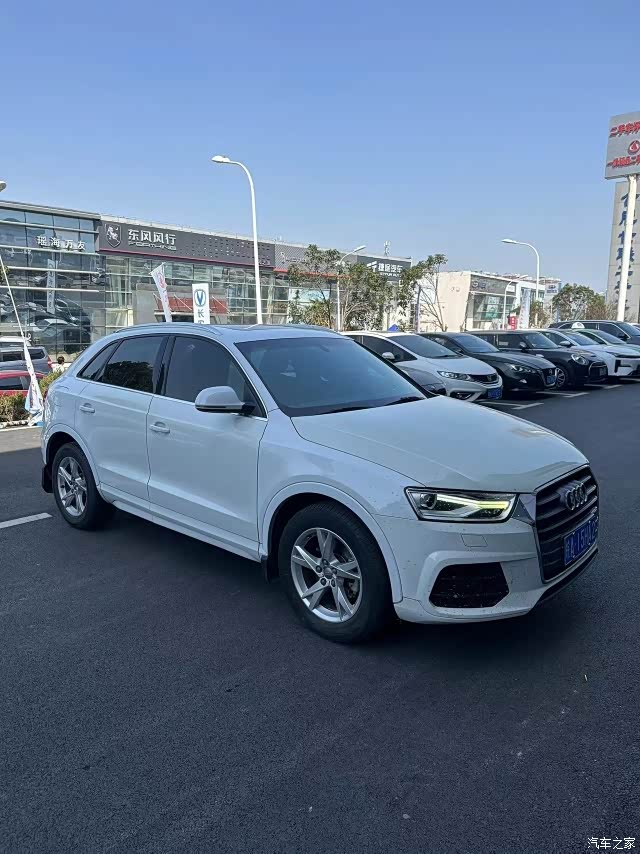 客户置换16年奥迪q335时尚20t排量7万公里实