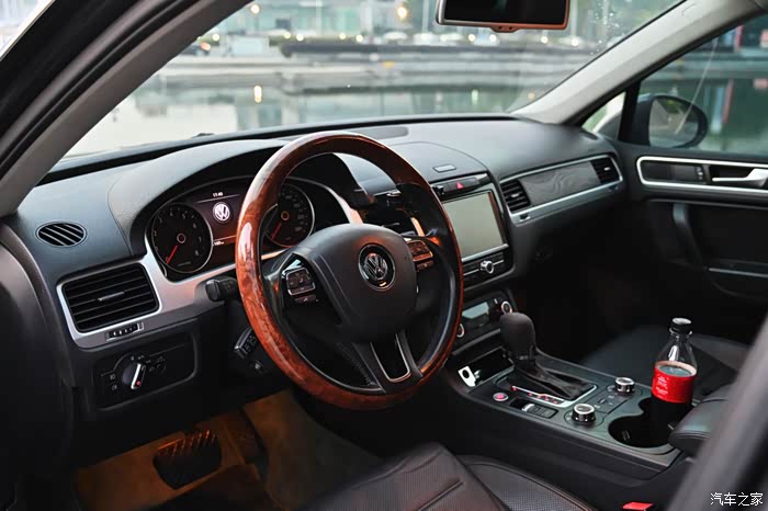 2012年高配版途锐