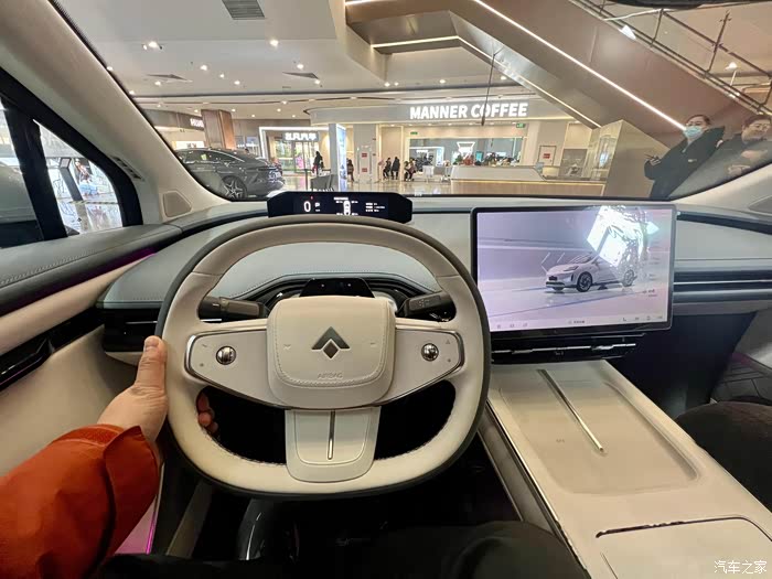 全民篮神易建联座驾昊铂ht你值得拥有