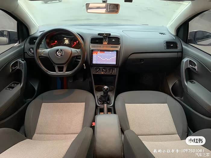 2017年12月大众polocorss版14l手动动