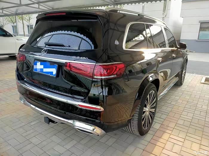 2022年8月奔驰gls450个人一手车5万多公里全车