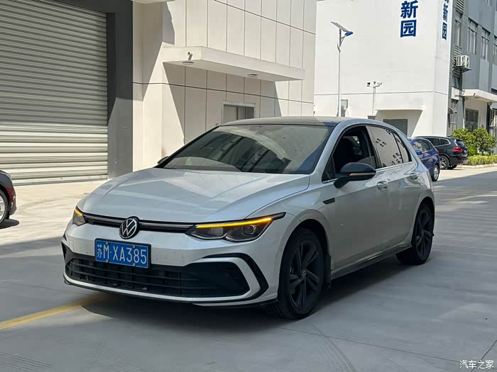 【图】转让23年1月上牌的大众高尔夫r-line,1.3万公里.