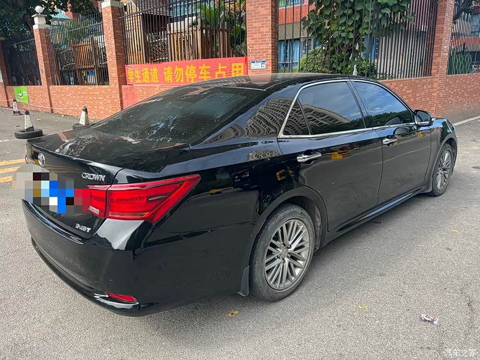 个人出售皇冠运动版20t2017年12月上牌78万