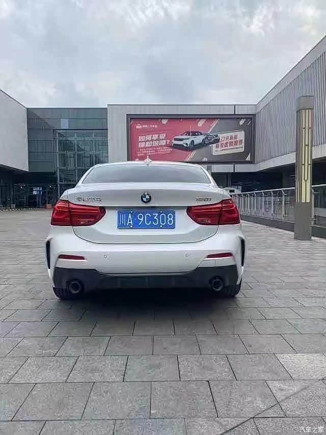 21年宝马120i m运动耀夜 5万多公里 原版车况 一手车