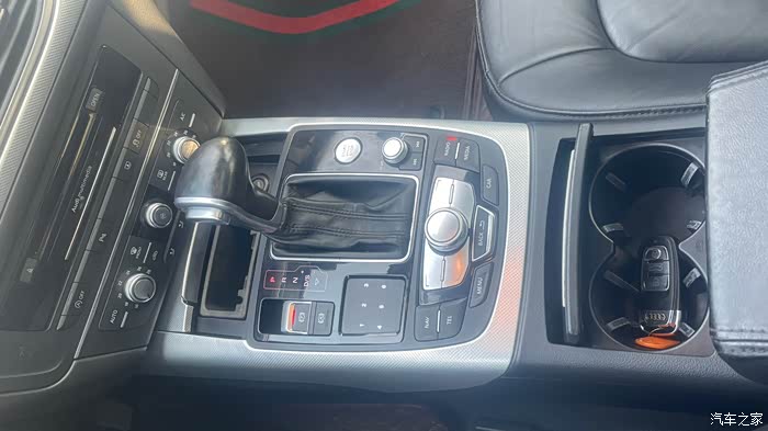 奥迪a6l一键启动车窗一键升降后视镜调节导航功能控制