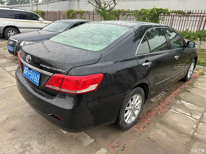 2016年1月凯美瑞,2.0自动天窗,一手车跑了14.2万公