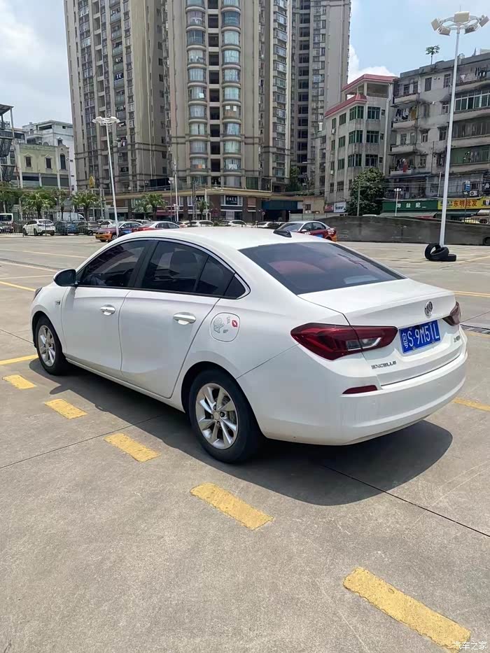 出售一台2019年2月新款别克凯越,自动天窗,超省油,车况精