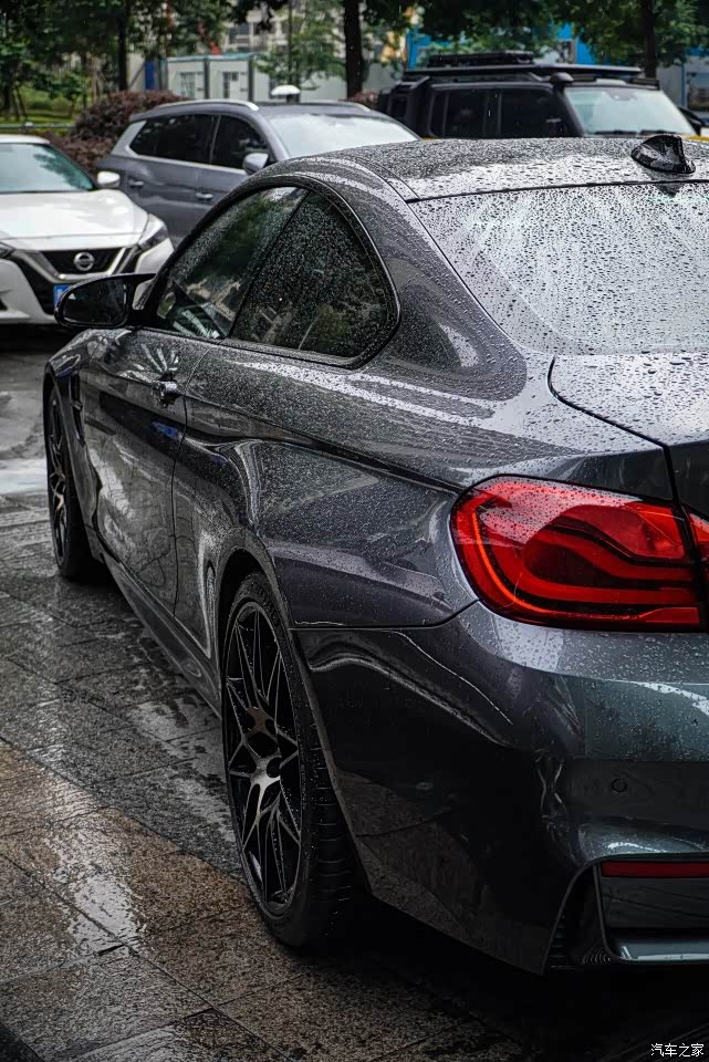 19年18款宝马m4迷你限量款