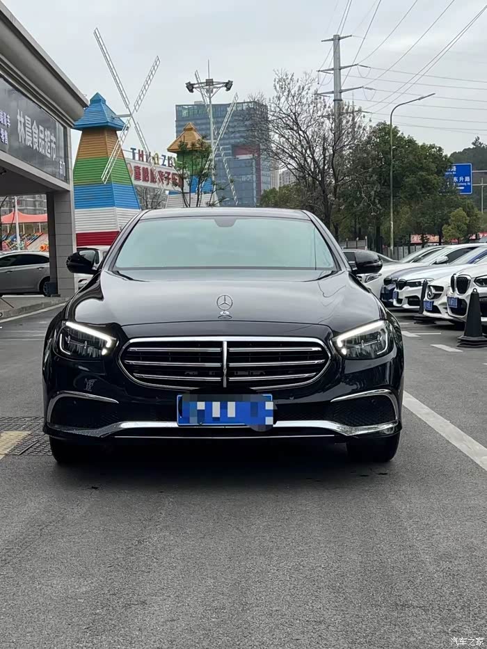 22年奔驰e260l,本地老板私家一手车,整车原版,几万公里
