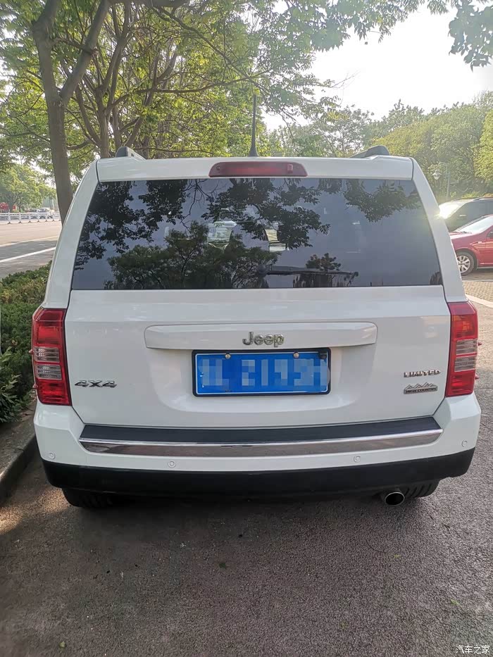 转让14年四驱顶配自由客