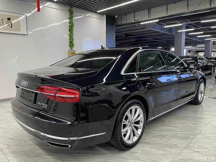 15年四座顶配奥迪a8l
