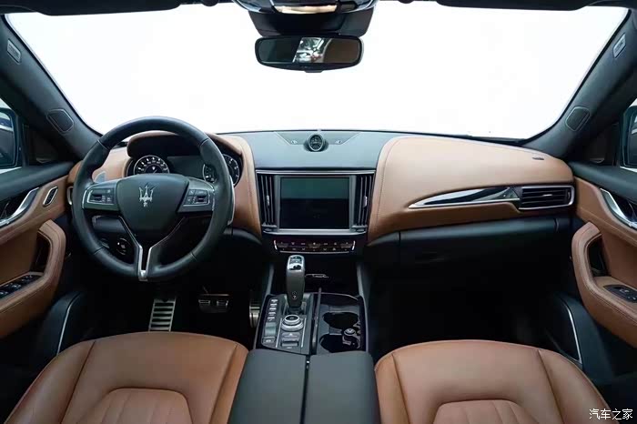 21年玛莎拉蒂莱万特30t43万公里精品车况